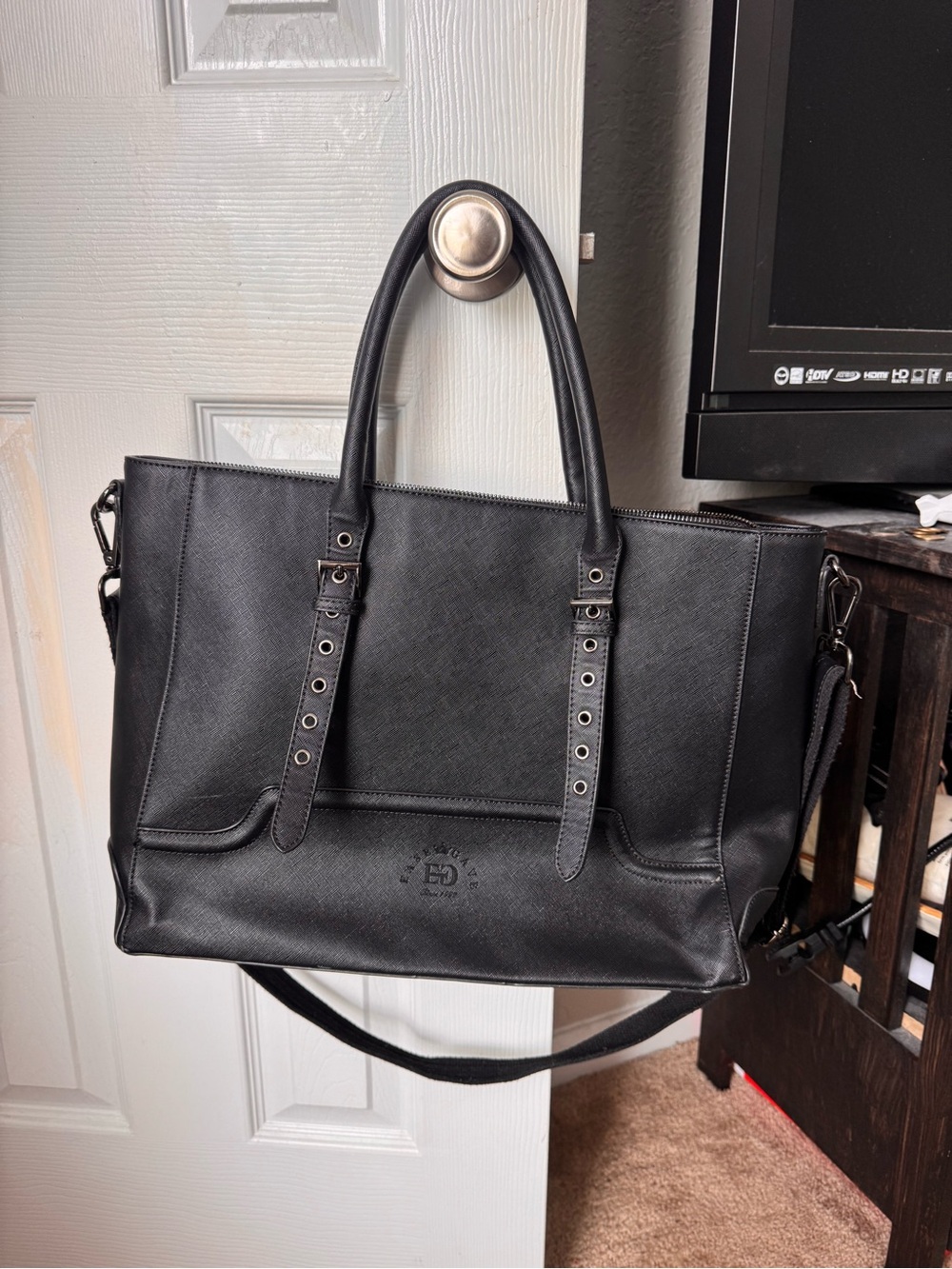 Women’s Ease Gave Leather Laptop Tote Bag with Adjustable Shoulder Strap